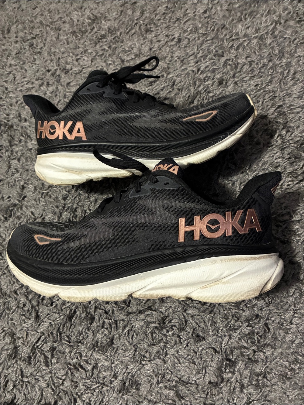 Hoka Clifton 9